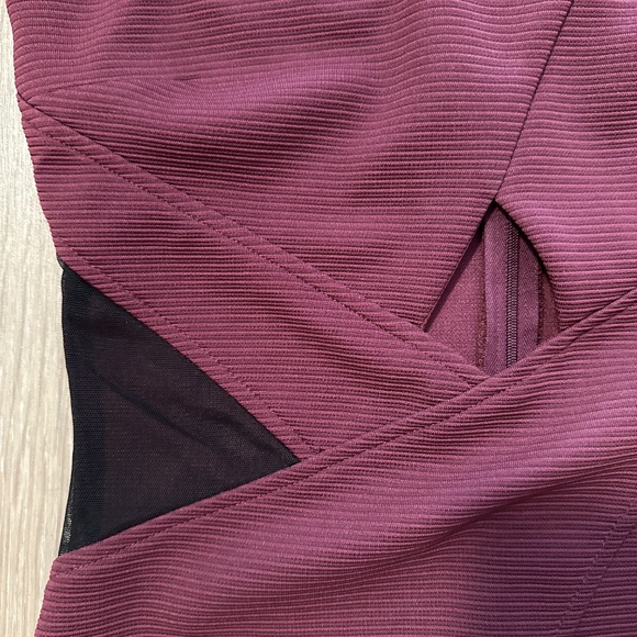 Crossover mesh top - Picture 2 of 4